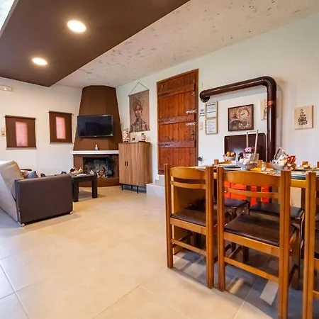 With Pool & Private Parking Holiday home Heraklion (Crete)